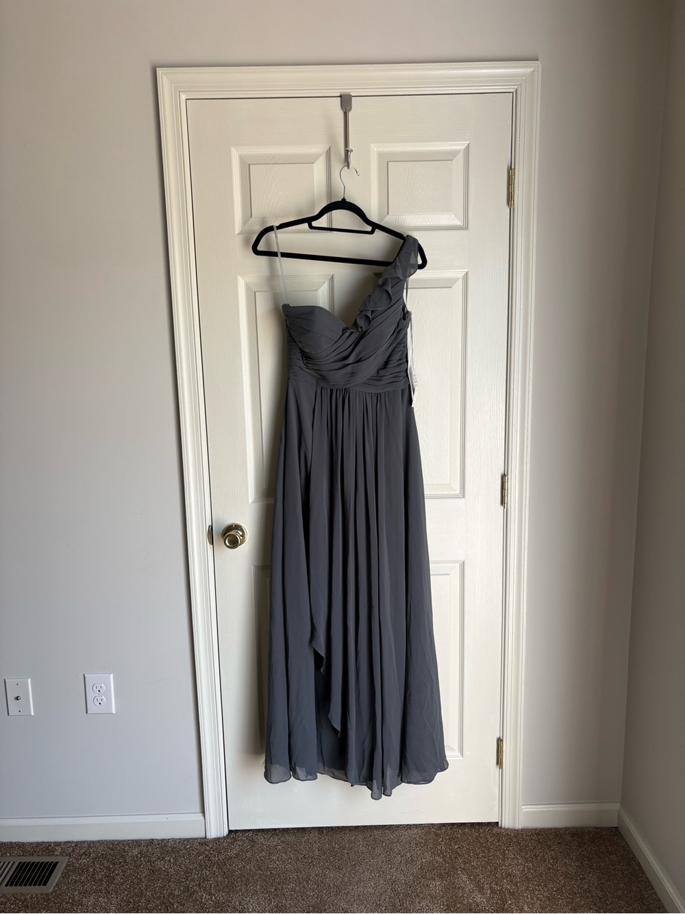Wtoo One-Shoulder Chiffon Gown in Charcoal Gray